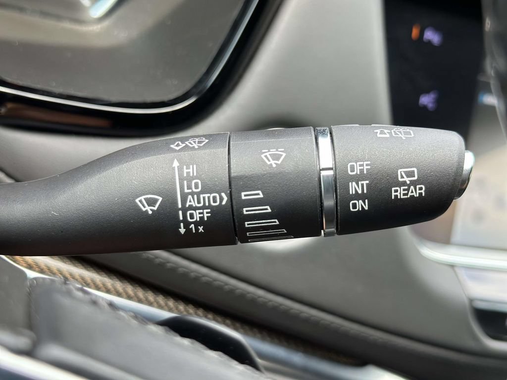 Used 2019 Cadillac XT5 Platinum AWD/4WD image 40