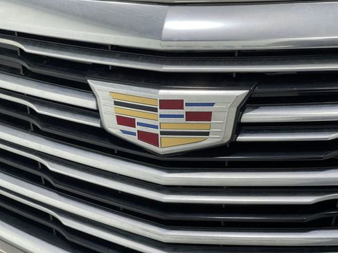 Used 2018 Cadillac XT5 Luxury w/ Driver Awareness Package image 40