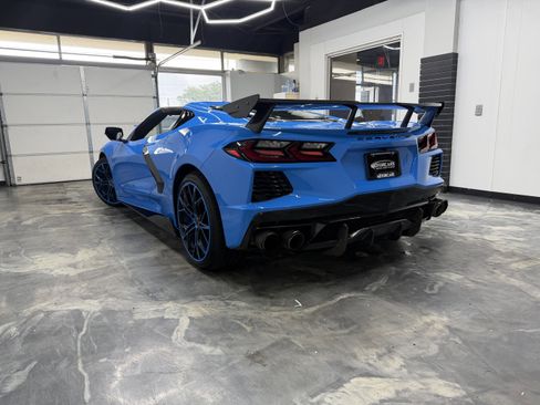 Used 2023 Chevrolet Corvette Stingray Coupe w/ 1LT RWD image 9