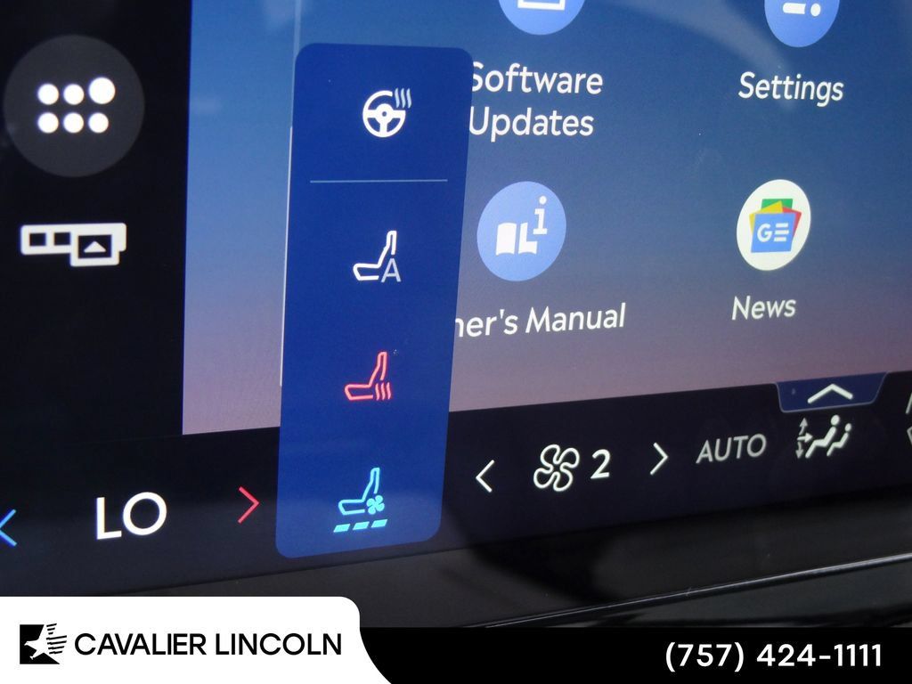 Used 2026 Lincoln Navigator L Premier AWD/4WD image 42