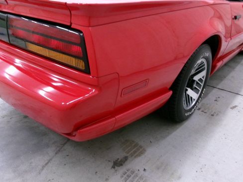 Used 1991 Pontiac Firebird Convertible image 11
