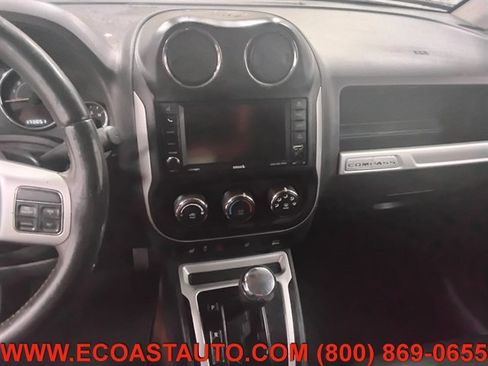 Used 2015 Jeep Compass Latitude AWD/4WD image 12