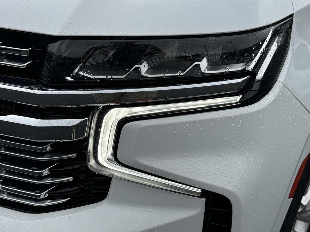 Used 2024 Chevrolet Tahoe Premier AWD/4WD image 9