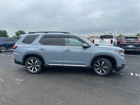 Used 2023 Honda Pilot Elite image 13