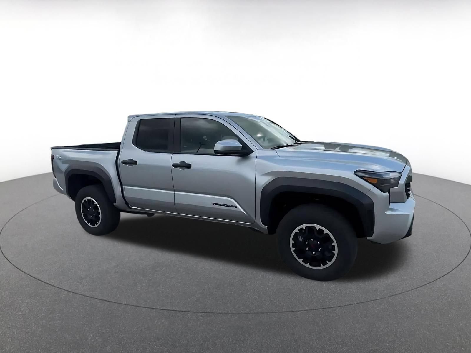 Used 2025 Toyota Tacoma TRD Off-Road AWD/4WD image 2