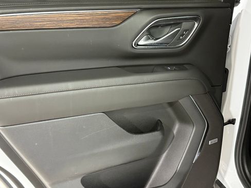 Used 2024 Chevrolet Tahoe High Country image 35