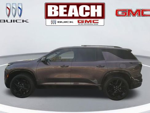 Used 2024 Chevrolet Traverse RS FWD image 6