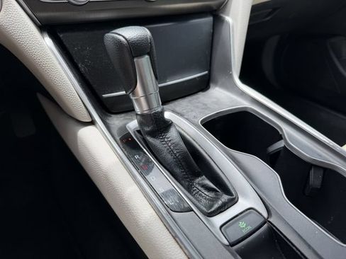 Used 2019 Honda Accord LX image 21