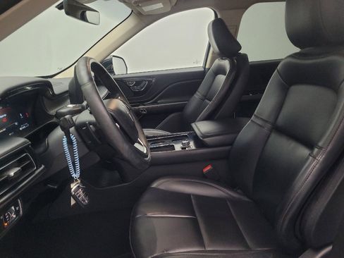 Used 2021 Lincoln Aviator 2WD image 17