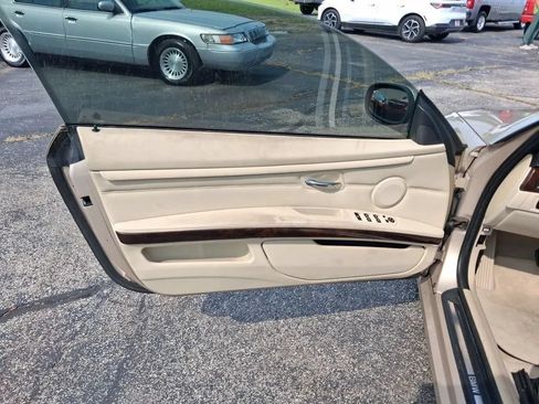 Used 2012 BMW 328i Convertible RWD image 26