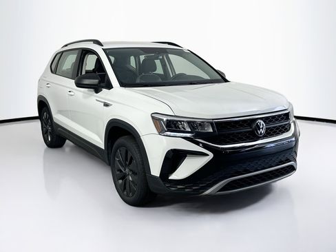 Used 2023 Volkswagen Taos S image 3