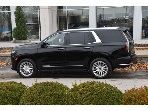 Used 2023 Cadillac Escalade Premium Luxury w/ LPO, Floor Liner Package image 6