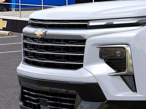 New 2026 Chevrolet Traverse High Country w/ LPO, Floor Liner Package AWD/4WD image 13