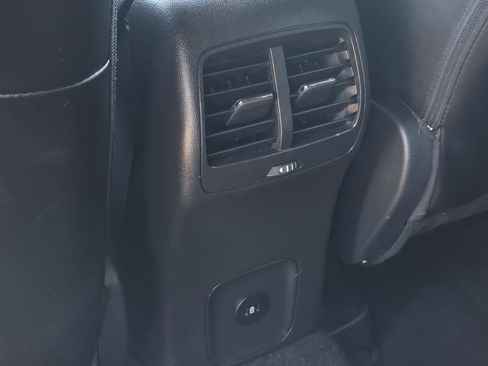 Used 2025 Ford Escape ST-Line Select AWD/4WD image 39