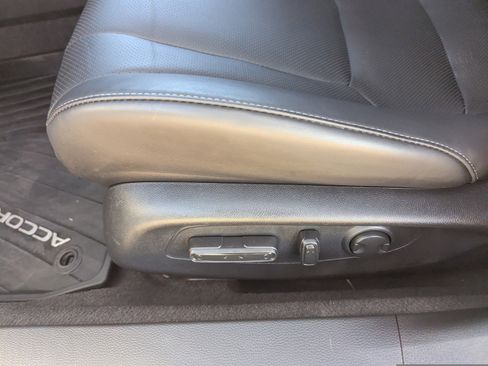 Used 2025 Honda Accord EX-L image 30