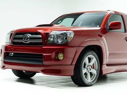 Used 2010 Toyota Tacoma X-Runner RWD image 10