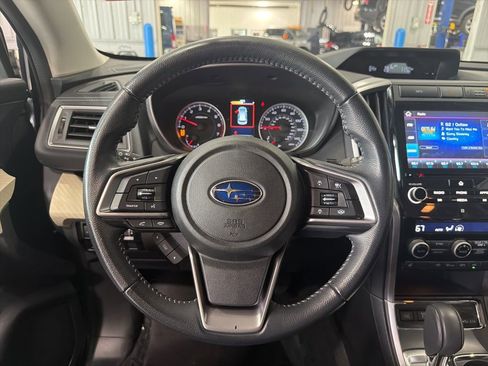 Used 2022 Subaru Ascent Premium w/ Convenience Package image 18