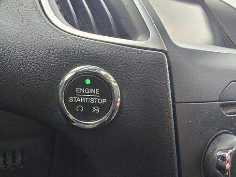 Used 2015 Ford Edge SEL w/ Canadian Touring Package image 21