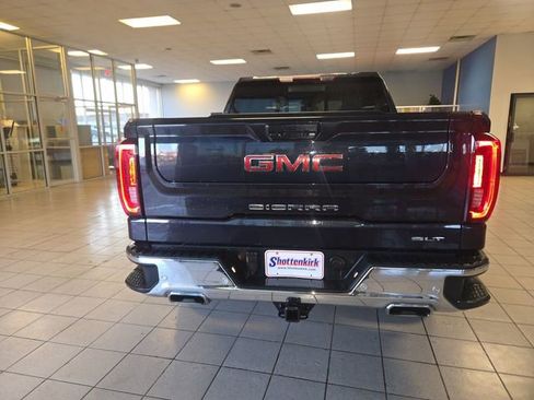 Used 2023 GMC Sierra 1500 SLT w/ SLT Premium Plus Package AWD/4WD image 7