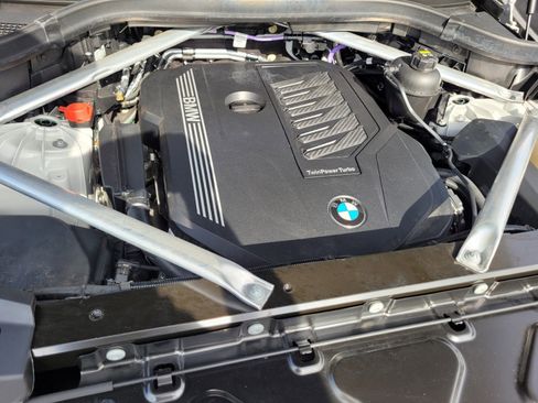 Used 2021 BMW X5 xDrive40i w/ Premium Package image 18