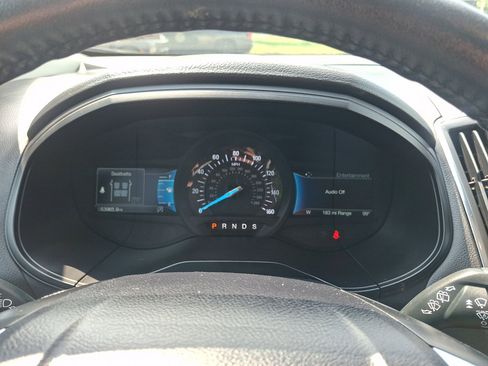 Used 2024 Ford Edge Titanium AWD/4WD image 31