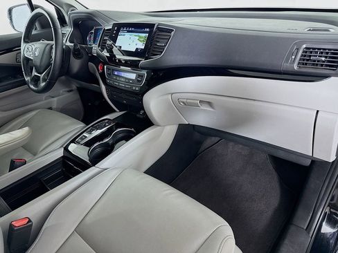 Used 2019 Honda Pilot Touring image 29
