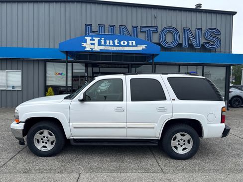 Used 2006 Chevrolet Tahoe LT w/ LT Preferred Equipment Group AWD/4WD image 2