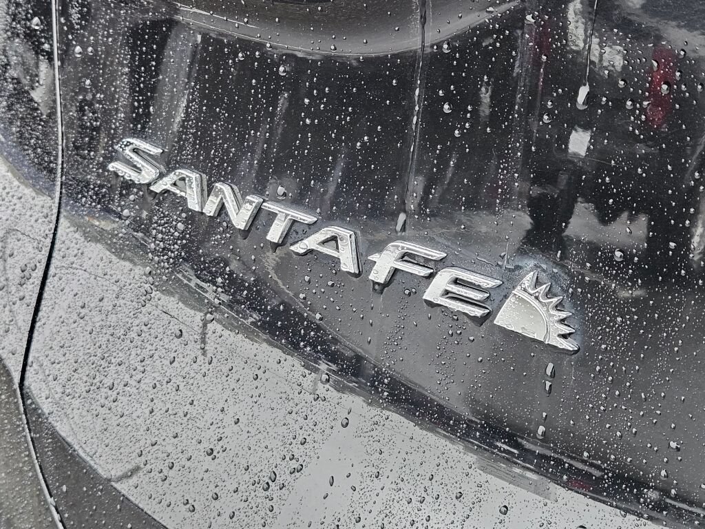 Used 2019 Hyundai Santa Fe AWD image 11