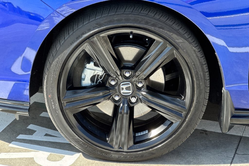 Certified 2024 Honda Accord Sport image 31
