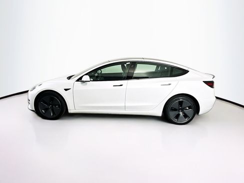 Used 2023 Tesla Model 3 Standard Range RWD image 4