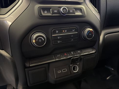 Used 2021 Chevrolet Silverado 1500 Custom RWD image 19