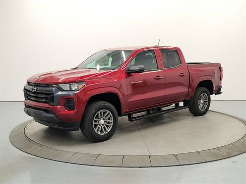 New 2026 Chevrolet Colorado LT image 3