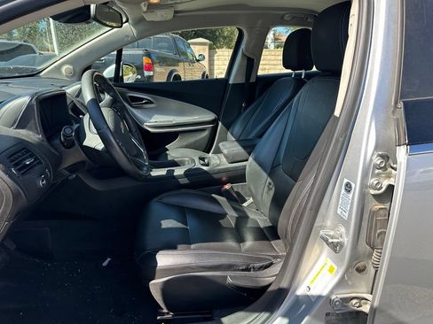 Used 2014 Chevrolet Volt Premium w/ Premium Trim Package FWD image 10