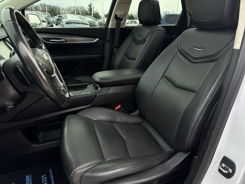 Used 2019 Cadillac XT5 Luxury image 20