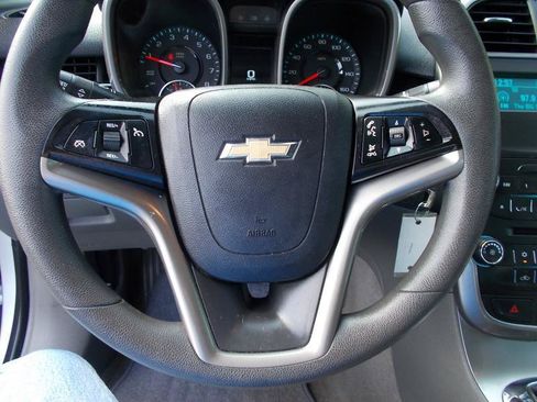 Used 2016 Chevrolet Malibu LS w/ Protection Package FWD image 29