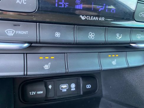 Used 2020 Hyundai Santa Fe SEL w/ Convenience Package FWD image 17
