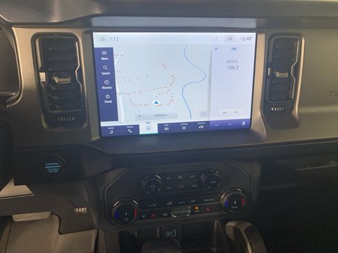 Used 2022 Ford Bronco Outer Banks image 26