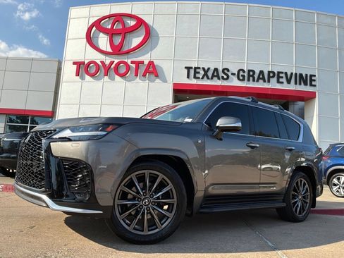 Used 2023 Lexus LX 600 F Sport w/ Accessory Package (Z1) AWD/4WD image 2