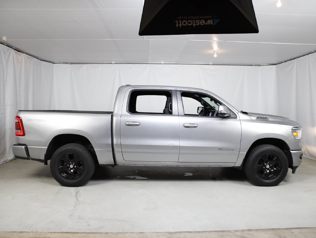 Used 2022 RAM 1500 Big Horn AWD/4WD image 2