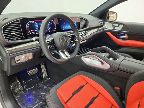 New 2026 Mercedes-Benz GLE 53 AMG 4MATIC Coupe image 10