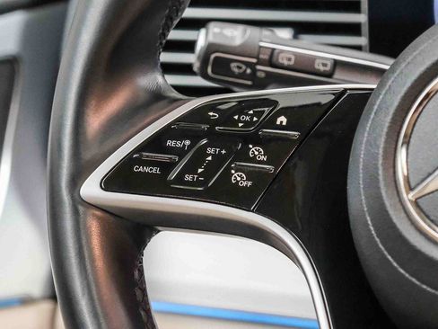 Certified 2024 Mercedes-Benz GLE 450e 4MATIC image 21