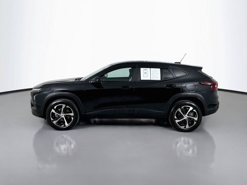 Used 2025 Chevrolet Trax RS w/ Driver Confidence Package FWD image 9