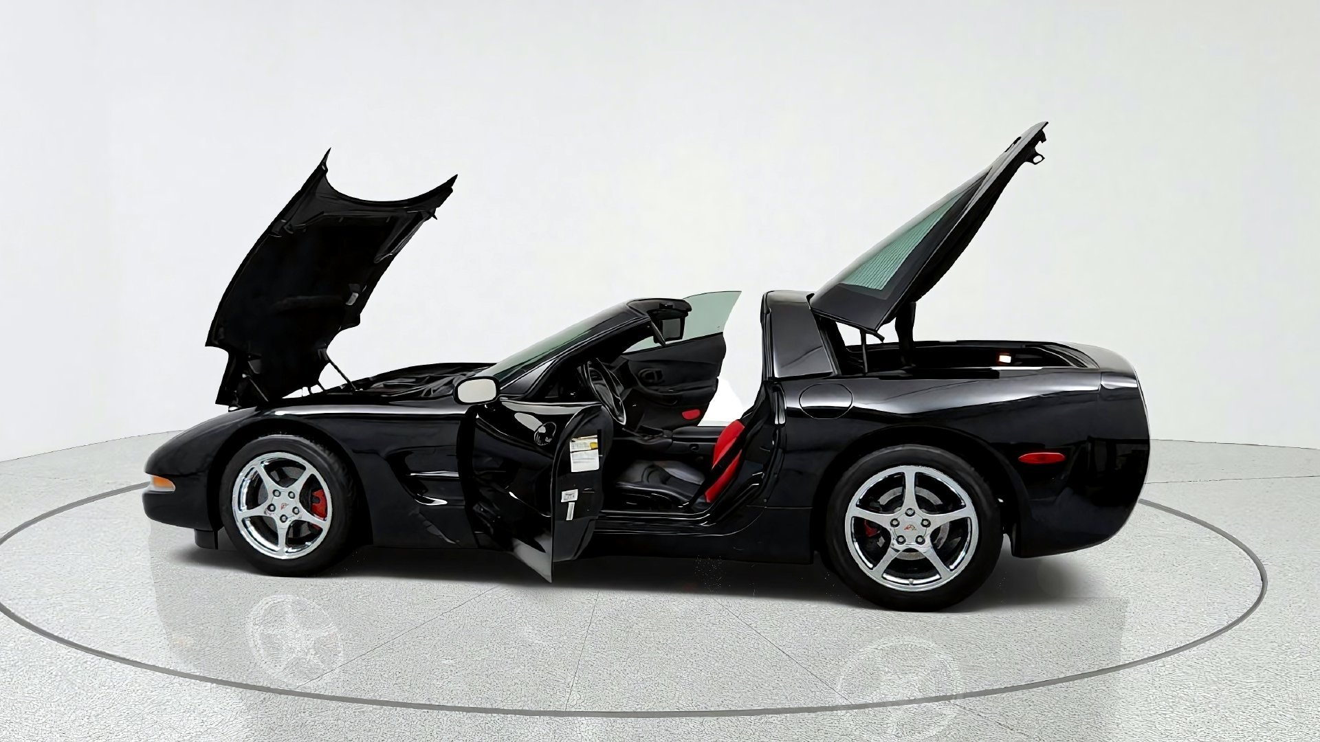 Used 2004 Chevrolet Corvette Coupe RWD image 10