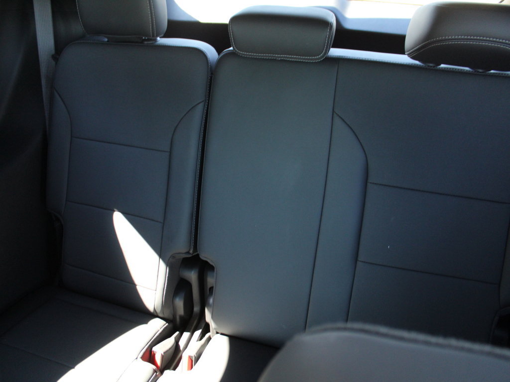 Used 2026 Buick Enclave Preferred FWD image 11