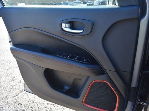 Used 2017 Jeep Compass Trailhawk w/ Leather Interior Group image 35