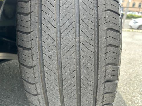 Used 2024 Cadillac Lyriq Luxury w/ LPO, Floor Liner Package image 71