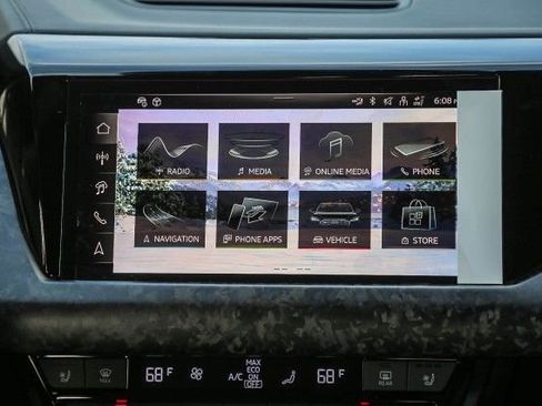 New 2025 Audi RS e-tron GT performance image 18