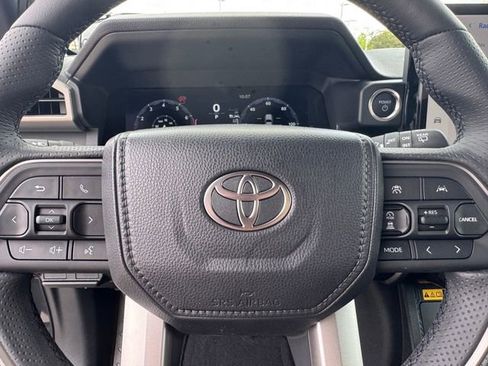 New 2026 Toyota 4Runner Limited AWD/4WD image 12