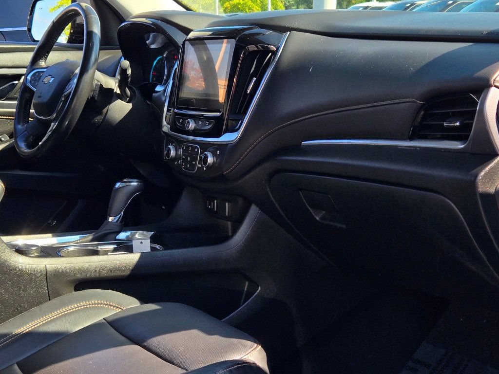 Used 2019 Chevrolet Traverse Premier w/ LPO, Floor Liner Package AWD/4WD image 7