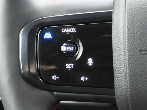 Used 2026 Nissan Armada PRO-4X AWD/4WD image 8